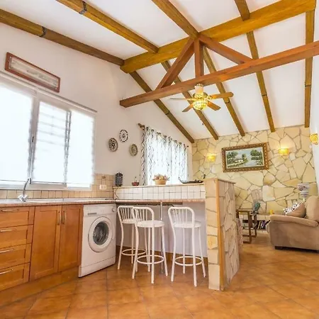 Oasis Apartment Malaga